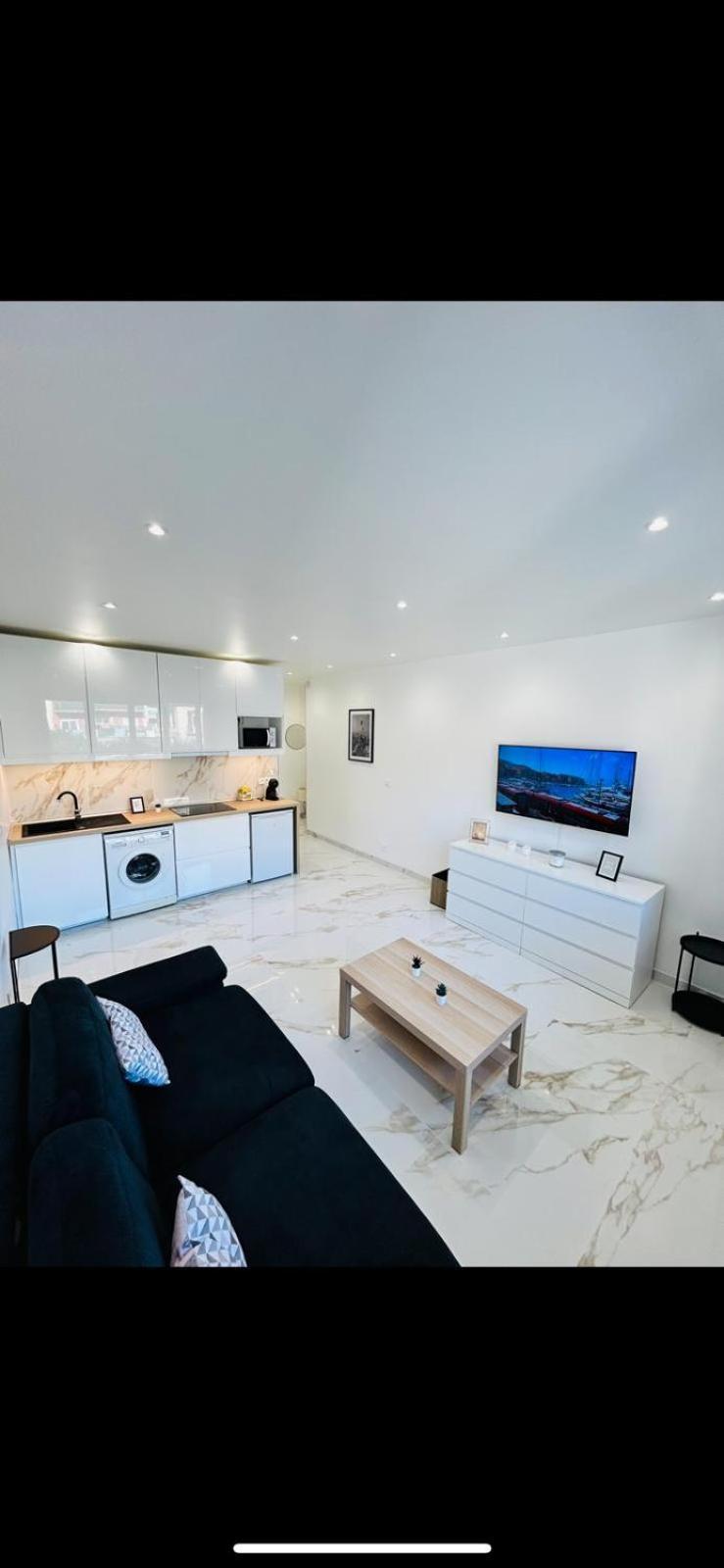 Appartamento Studio Promenade Des Anglais Nizza Esterno foto